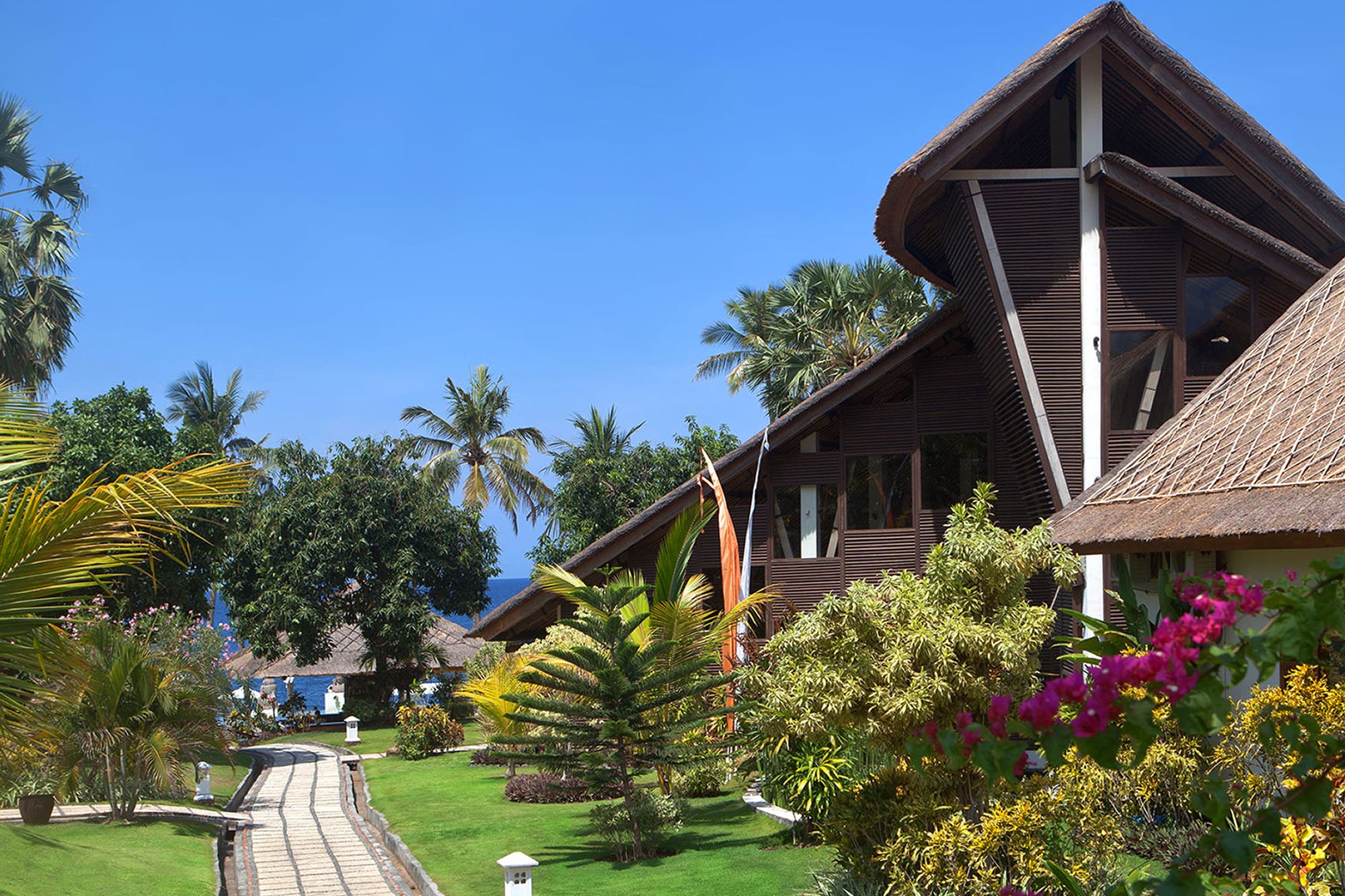 Restaurant Oceanfront Resort in Bali